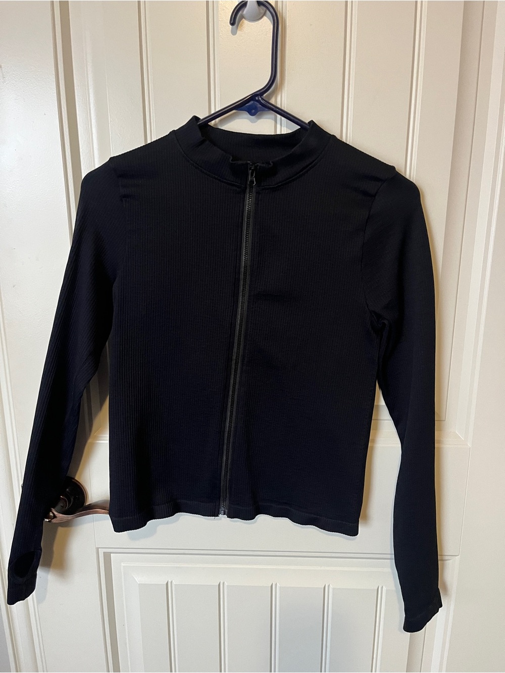 OQQ Women's Black Zip-Up Ribbed Long Sleeve Top